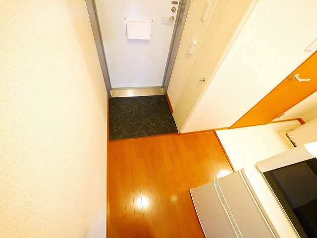 玄関　シンプルで使いやすい玄関です