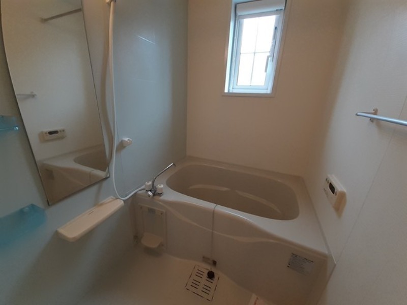 バス・シャワールーム　図面と現状に相違がある場合には現状を優先