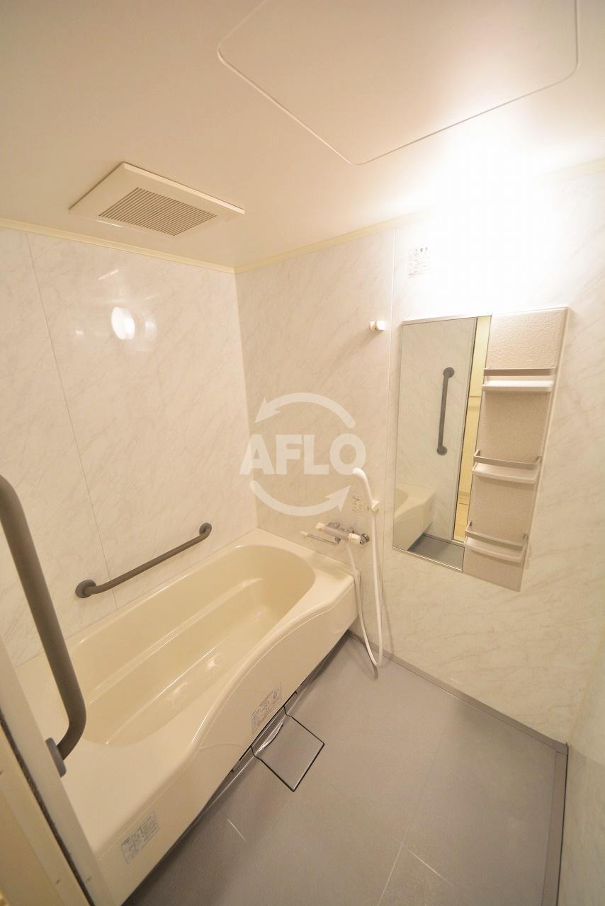 バス・シャワールーム　フォレステージュ谷町　浴室