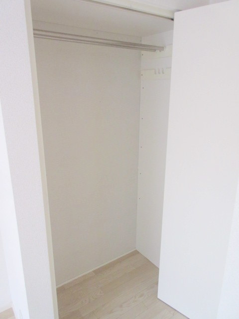 収納　洋服が整理しやすいクローゼット