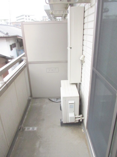 バルコニー　開放感のあるバルコニー