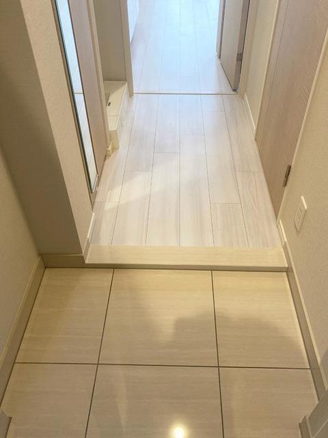 玄関　※写真は同タイプ住戸です。