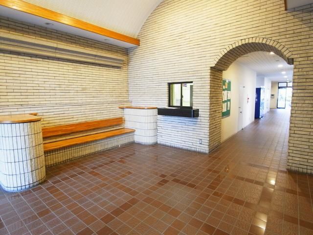 エントランス　♪エントランスホール♪