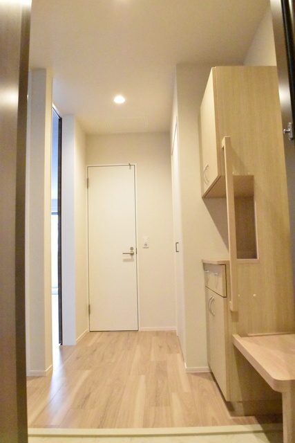 玄関　シューズボックス付☆いつでもスッキリ片付きますね！