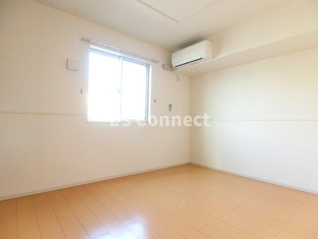 その他　洋室にもエアコン付きです。