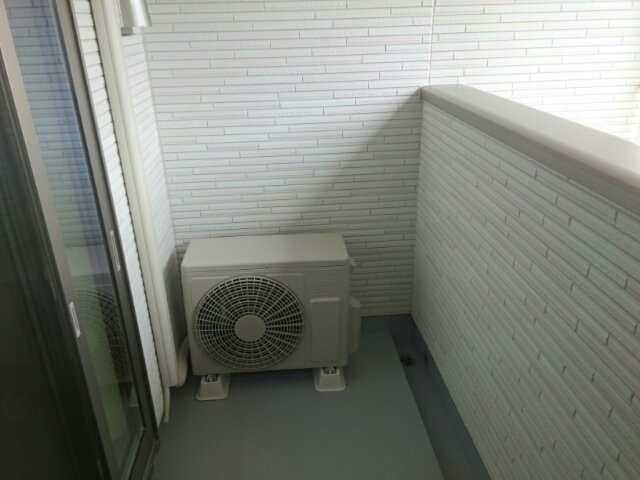 バルコニー　お洗濯にも便利なバルコニー付き