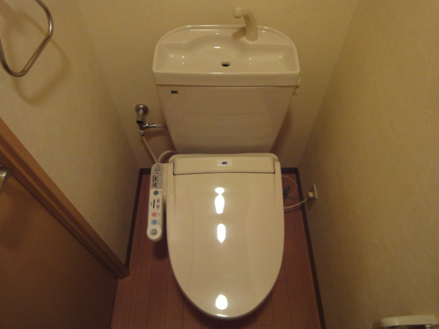 トイレ　シャワー付トイレ