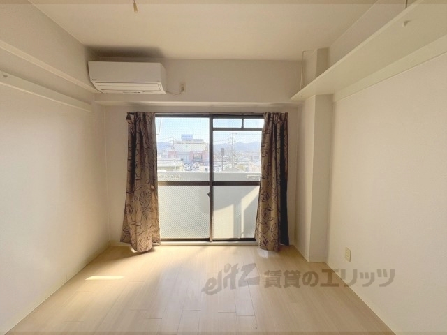 居室・リビング　洋室