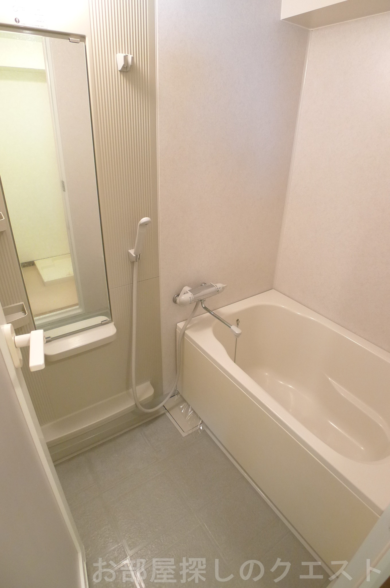 バス・シャワールーム　（写真は同タイプ）