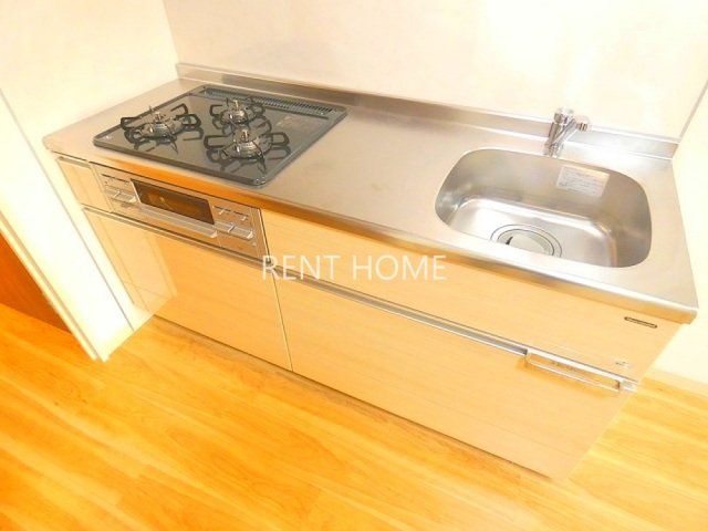 キッチン　３口ガスシステムキッチン