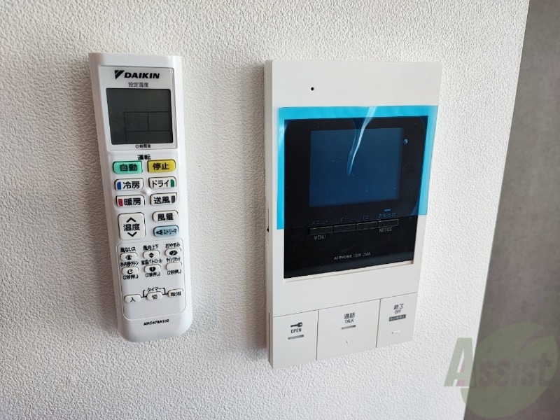 セキュリティ　ＴＶモニター付インターホンです。来客者の顔が見えるので安心！