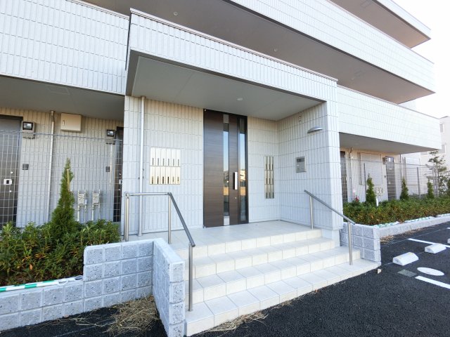 エントランス　＊オートロック＊