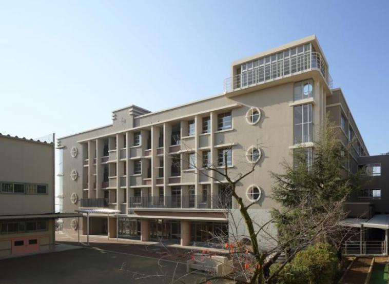 小学校　御影北小学校（小学校）まで556m