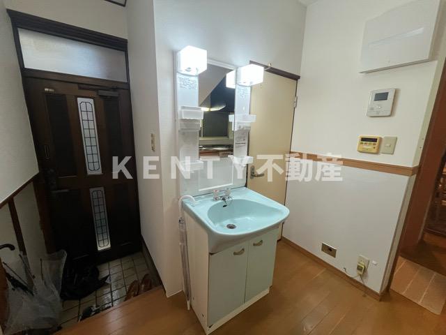 洗面設備　忙しい朝には欠かせない洗面所です