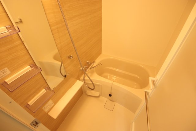 バス・シャワールーム　別室の参考写真です。※現況優先