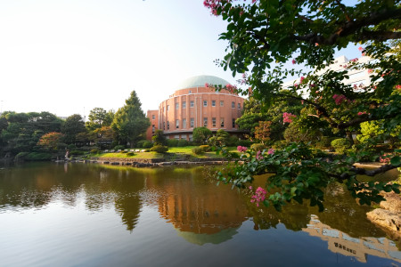 公園　旧安田庭園（公園）まで870m