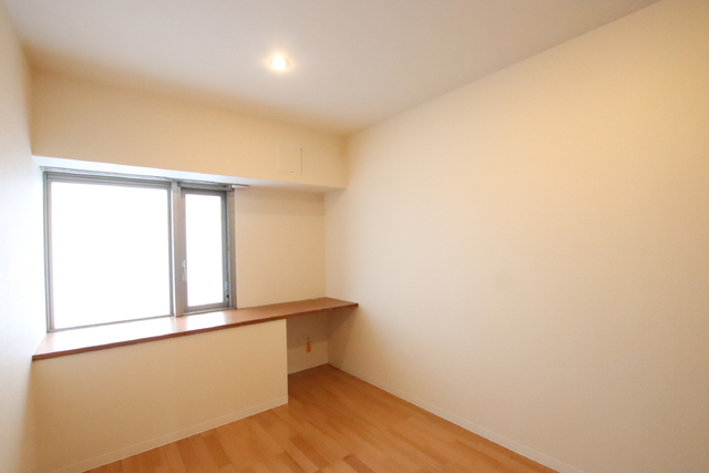 トイレ　バスルーム