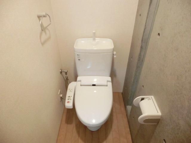 トイレ　★ウォシュレット★