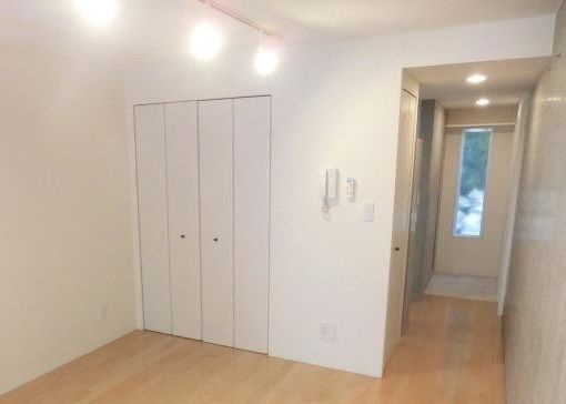 居室・リビング　★角部屋・２面採光★