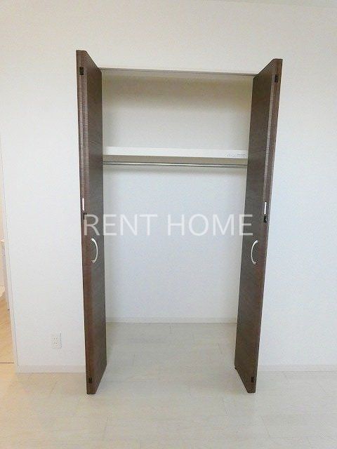 収納　クローゼット