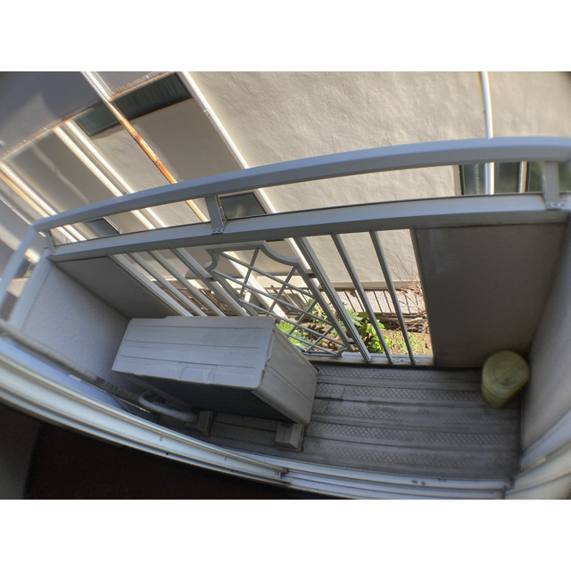 バルコニー　陽当たり良好なバルコニーです