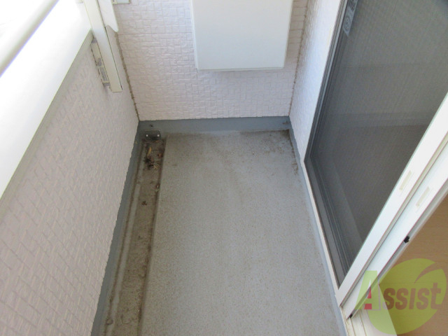 バルコニー　洗濯物がたくさん干せるバルコニーで嬉しいですね。