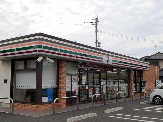 コンビニ　セブンイレブン良町２丁目店（コンビニ）まで400m