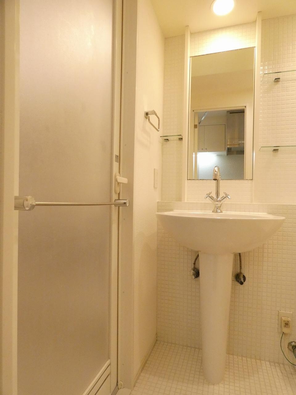 洗面設備　洗面設備