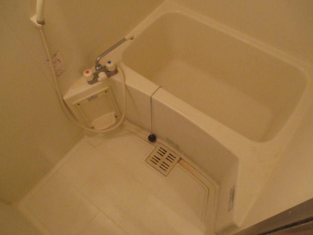 バス・シャワールーム　一日の疲れを癒すお風呂です