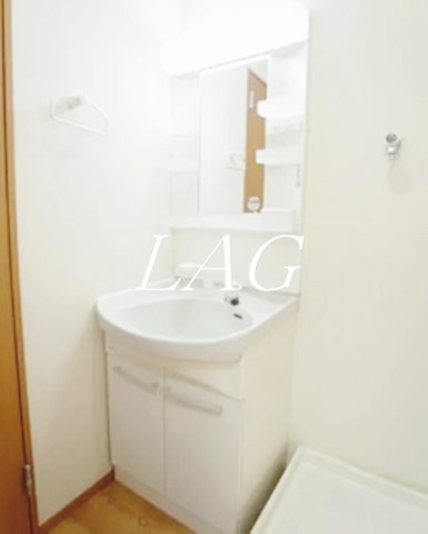 洗面設備　独立洗面台です。