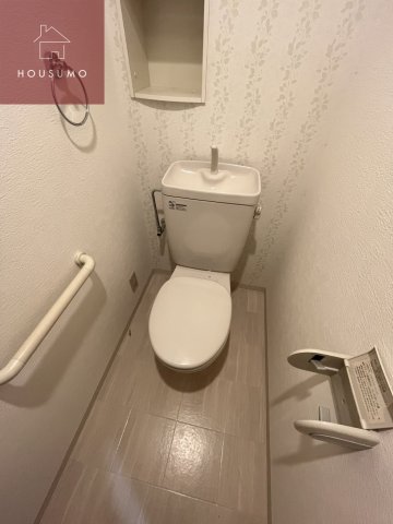 トイレ　清潔感のあるトイレです