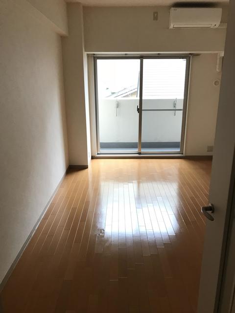 居室・リビング　※２０１８０９２１撮影の３０７号室の写真（同間取り別室）