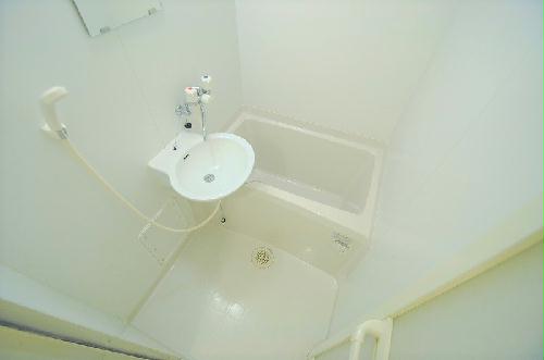 バス・シャワールーム　設備・仕様は号室により異なる為現況を優先致します。