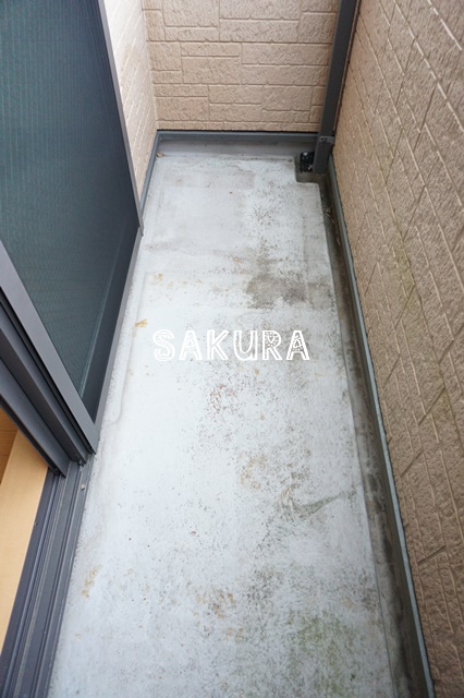 バルコニー　便利で嬉しいバルコニー付きです♪