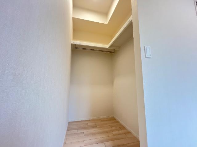 収納　ウォークインクローゼット