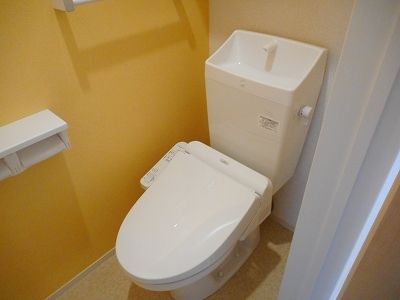 トイレ　落ち着いたトイレです