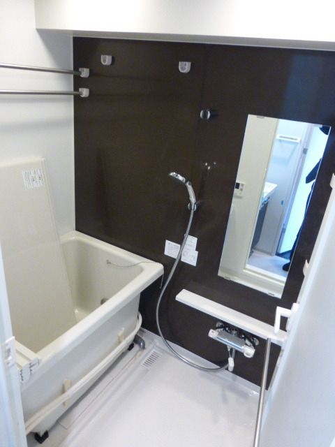バス・シャワールーム　★追い焚き・浴室乾燥機★