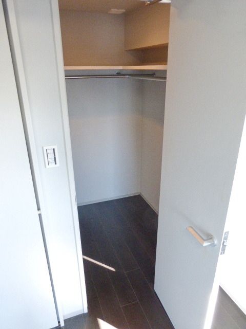 収納　★ウォークインクローゼット★