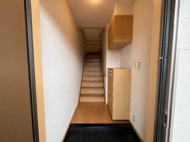 玄関　玄関・シューズボックス完備