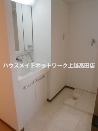 洗面設備　洗髪洗面化粧台