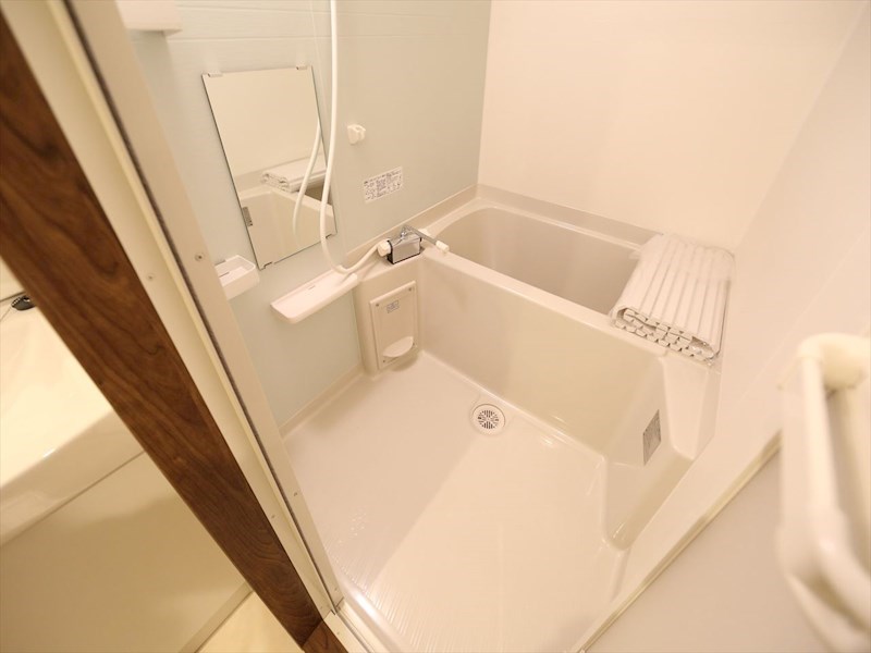 バス・シャワールーム　バスルーム　バス・トイレ別