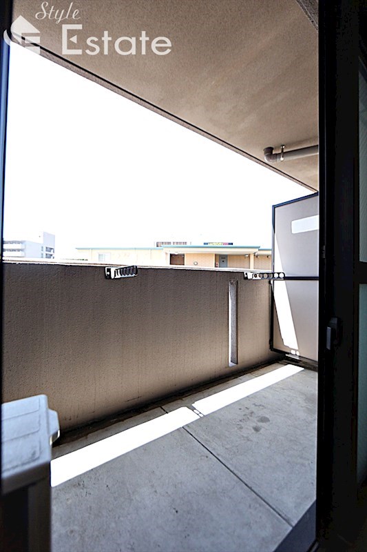 バルコニー　ベランダ