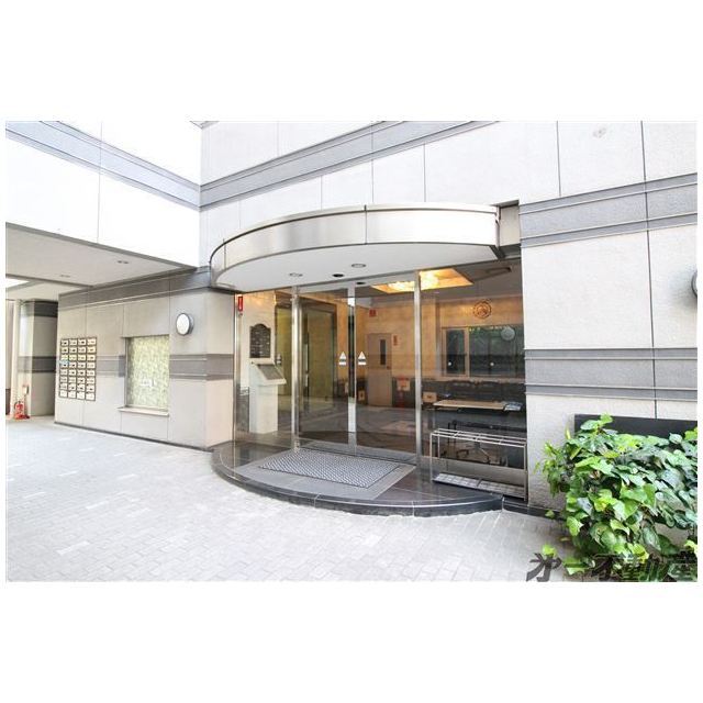 エントランス　住居棟エントランス