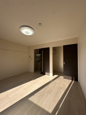 居室・リビング　07038-105