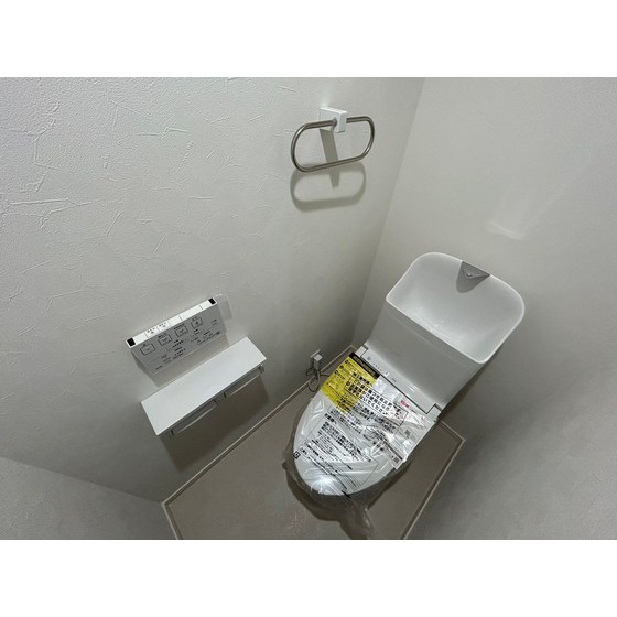 トイレ　別部屋参照