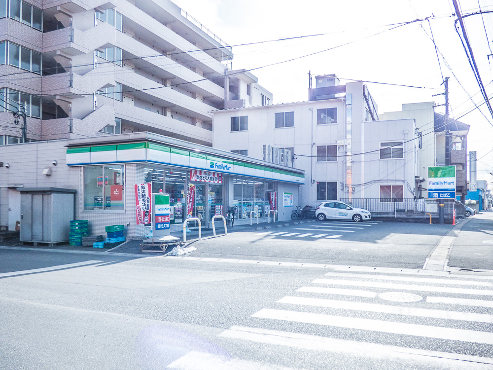 コンビニ　ファミリーマート浦安北栄店（コンビニ）まで387m