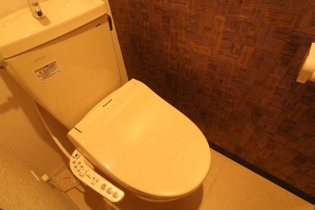 トイレ　ウォシュレットつきのトイレです♪