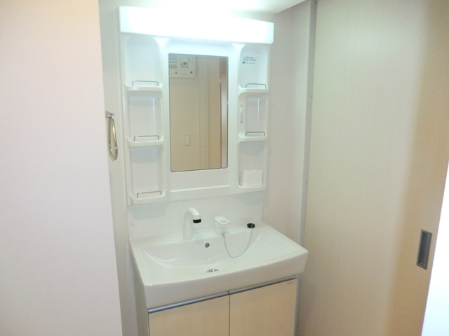 洗面設備　洗髪洗面化粧台付き♪