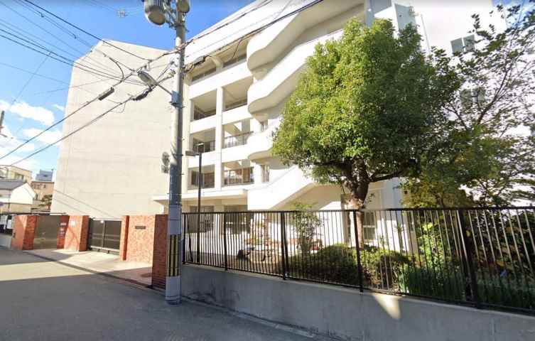 中学校　野田中学校（中学校）まで114m