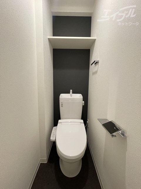 トイレ　ウォッシュレット付き
